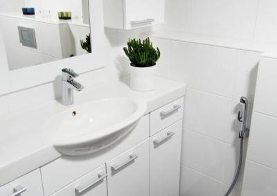 Смеситель для раковины в ванную комнату: полезные рекомендации для приобретения и установки смесителя в ванной комнате Смеситель для раковины в ванную комнату: полезные рекомендации для приобретения и установки смесителя в ванной комнате