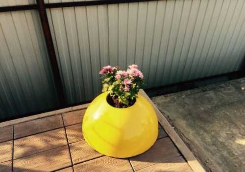 Защита для деревянного забора: полубетонные сферы Защита для деревянного забора: полубетонные сферы