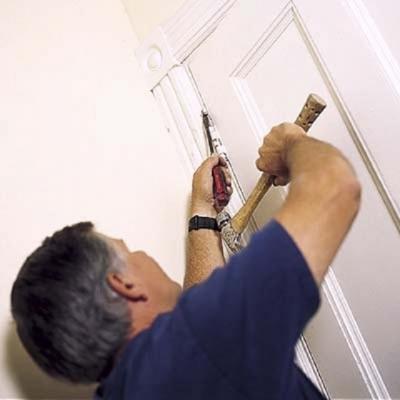 Как самостоятельно установить межкомнатную дверь: устанавливаем дверь с коробкой самостоятельно Как самостоятельно установить межкомнатную дверь: устанавливаем дверь с коробкой самостоятельно