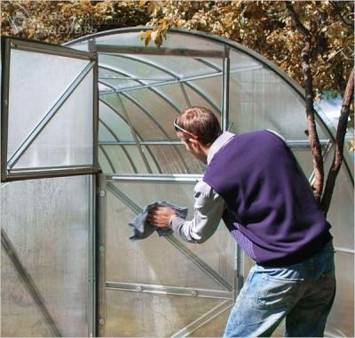 Теплица из поликарбоната своими руками: пошаговая инструкция, как сделать теплицу из поликарбоната Теплица из поликарбоната своими руками: пошаговая инструкция, как сделать теплицу из поликарбоната