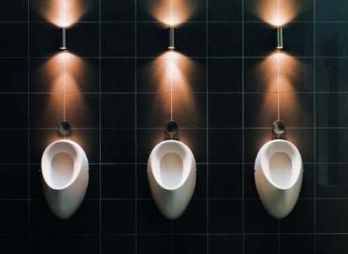 Разбираем модельный ряд писсуаров Разбираем модельный ряд писсуаров