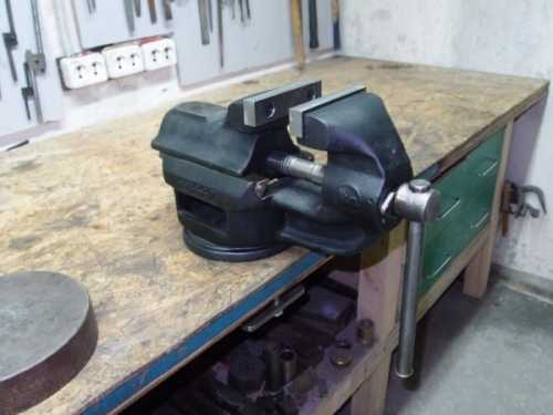 Как выбрать тиски для гаража Как выбрать тиски для гаража