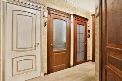 Как самостоятельно установить межкомнатную дверь: устанавливаем дверь с коробкой самостоятельно Как самостоятельно установить межкомнатную дверь: устанавливаем дверь с коробкой самостоятельно