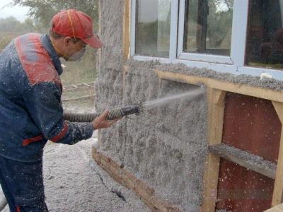 Утепление деревянного дома снаружи: чем лучше утеплить своими руками, технологии и процесс монтажа популярными материалами Утепление деревянного дома снаружи: чем лучше утеплить своими руками, технологии и процесс монтажа популярными материалами
