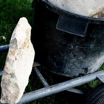 Цветники на даче своими руками: оригинальные идеи по оформлению красивых цветников для начинающих Цветники на даче своими руками: оригинальные идеи по оформлению красивых цветников для начинающих