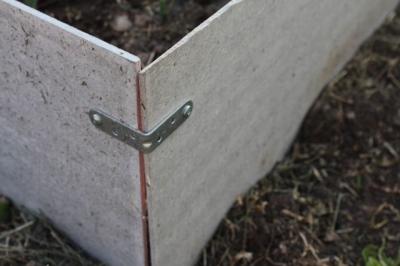 Высокие грядки своими руками: пошагово делаем грядки из досок на даче Высокие грядки своими руками: пошагово делаем грядки из досок на даче