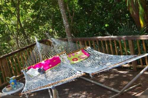 Гамак на балконе Гамак на балконе