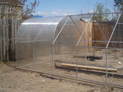 Теплица из поликарбоната своими руками: пошаговая инструкция, как сделать теплицу из поликарбоната Теплица из поликарбоната своими руками: пошаговая инструкция, как сделать теплицу из поликарбоната