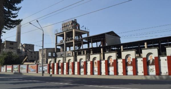 &laquo;Таджикцементу&raquo; дали налоговые льготы для переноса завода на окраину Душанбе