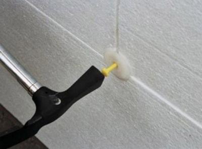 Утепление деревянного дома снаружи: чем лучше утеплить своими руками, технологии и процесс монтажа популярными материалами Утепление деревянного дома снаружи: чем лучше утеплить своими руками, технологии и процесс монтажа популярными материалами