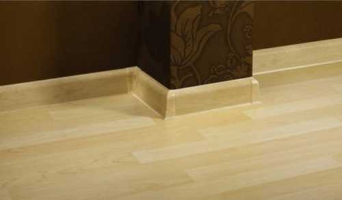 Какой выбрать напольный плинтус Какой выбрать напольный плинтус