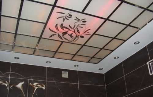 Какой потолок выбрать для ванной комнаты Какой потолок выбрать для ванной комнаты