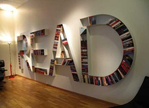 Как красиво разместить книги на полках