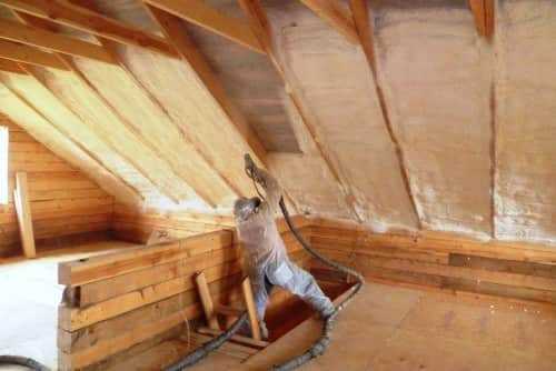 Толщина утеплителя для мансарды в зависимости от выбора материала Толщина утеплителя для мансарды в зависимости от выбора материала