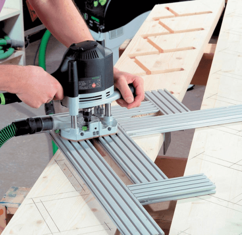 Приспособления и возможности ручного фрезера Приспособления и возможности ручного фрезера