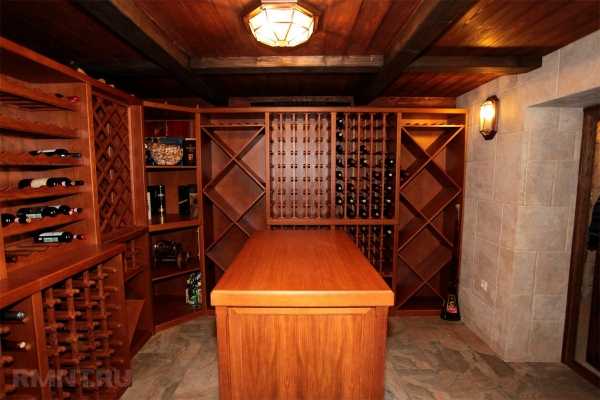 Винный погреб: правила и фотопримеры обустройства
 
Винный погреб: правила и фотопримеры обустройства