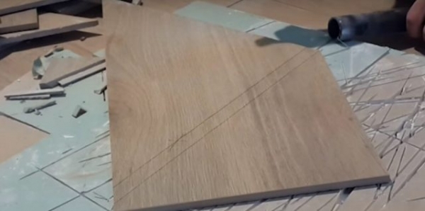 Резка керамогранита болгаркой: как отпилить без сколов Резка керамогранита болгаркой: как отпилить без сколов