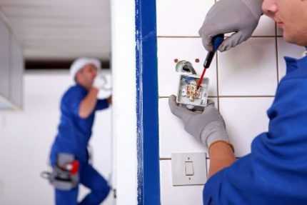 Подключение двойного выключателя: нормы и схемы + инструктаж по монтажу Подключение двойного выключателя: нормы и схемы + инструктаж по монтажу