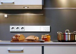 Размещение розеток и выключателей