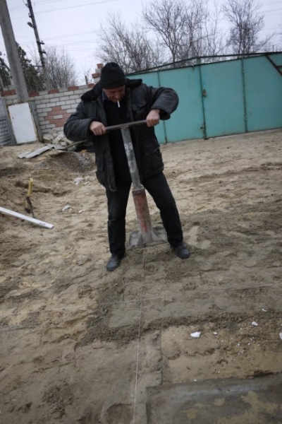 Как положить тротуарную плитку своими руками Как положить тротуарную плитку своими руками